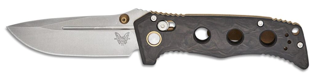 マナト Benchmade Mini Adamas: Mammoth MagnaCut at a Problematic Price